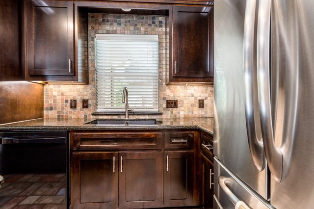 3027 Kismet Lane, Houston, TX 77043