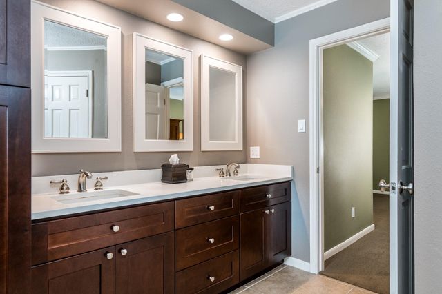 3027 Kismet Lane, Houston, TX 77043