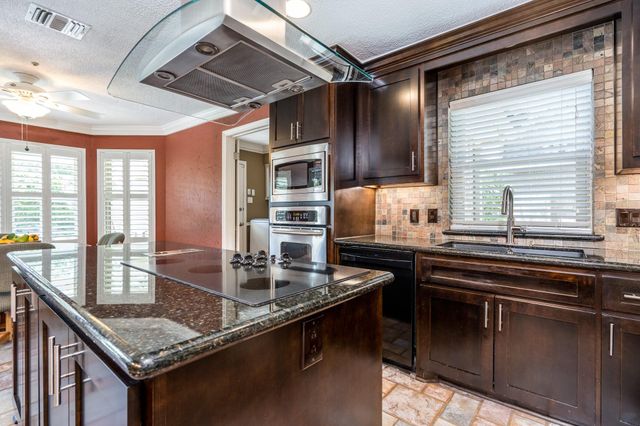 3027 Kismet Lane, Houston, TX 77043