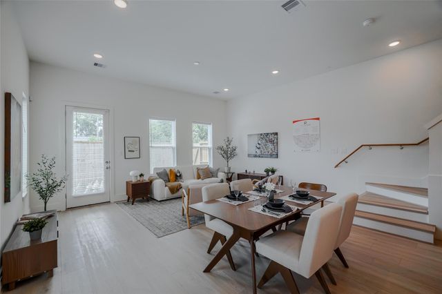 862 Paul Quinn Street B, Houston, TX 77091