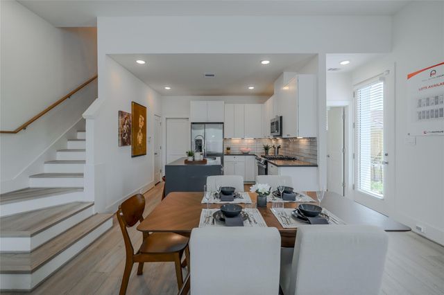 862 Paul Quinn Street B, Houston, TX 77091