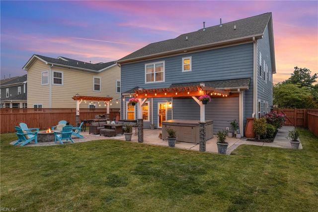 1933 Channing LN, Virginia Beach, VA 23456