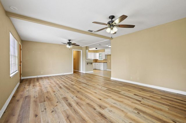 1402 Knight Street, Denton, TX 76205