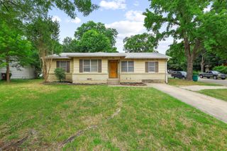 1402 Knight Street, Denton, TX 76205