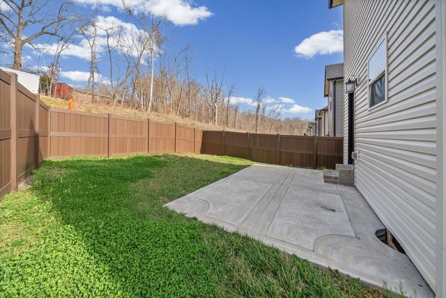 42 Cave Springs Rd, Clarksville, TN 37042