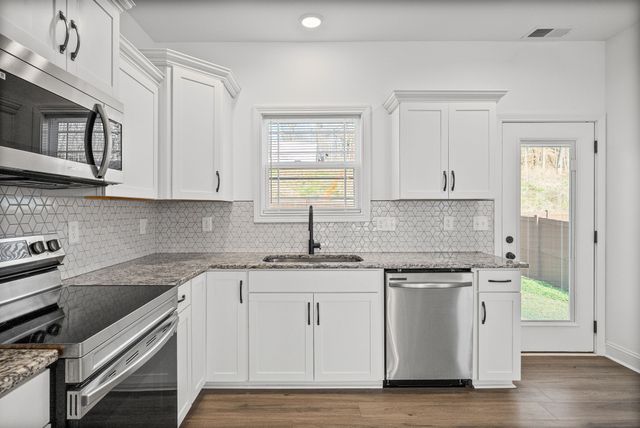 42 Cave Springs Rd, Clarksville, TN 37042