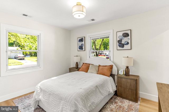 2 BONNIE LN, Willingborough, NJ 08046