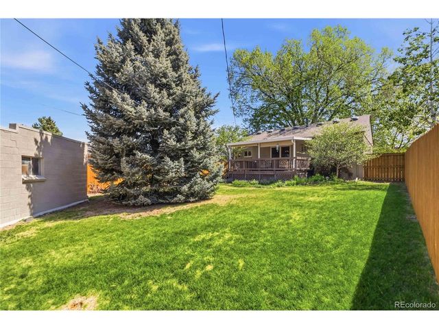 987 Glencoe St, Denver, CO 80220