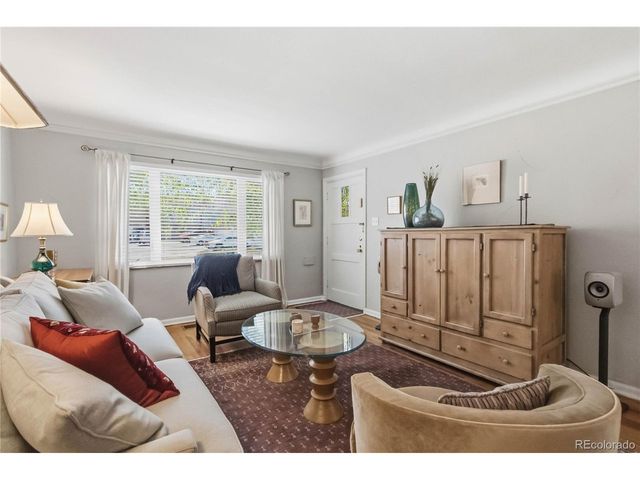 987 Glencoe St, Denver, CO 80220