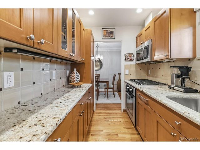 987 Glencoe St, Denver, CO 80220