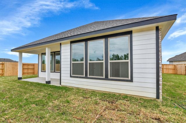 173 Angelina Trail, Dayton, TX 77535