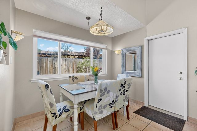 2855 Clark Court, Santa Fe, NM 87507