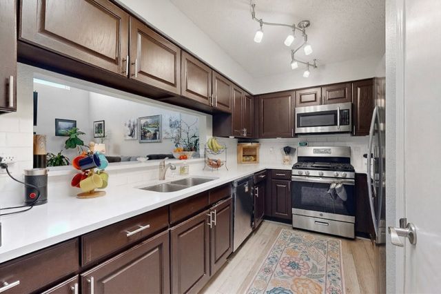 2855 Clark Court, Santa Fe, NM 87507