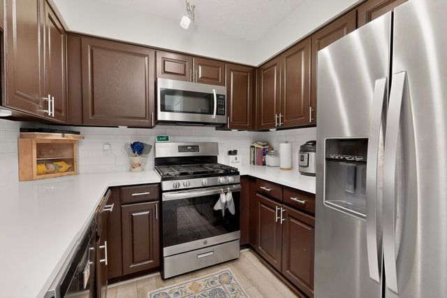 2855 Clark Court, Santa Fe, NM 87507