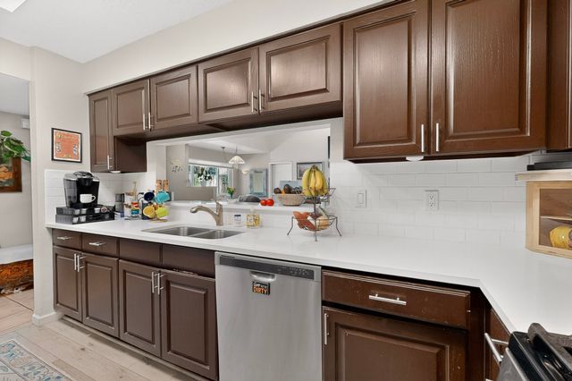 2855 Clark Court, Santa Fe, NM 87507