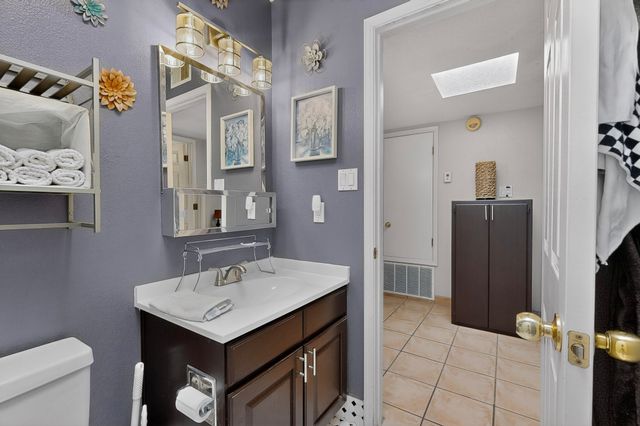 2855 Clark Court, Santa Fe, NM 87507