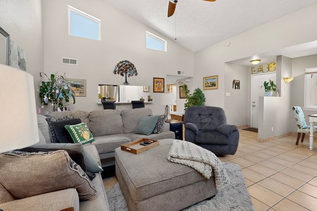 2855 Clark Court, Santa Fe, NM 87507