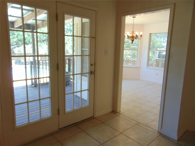 805 Barton Creek DR, Dripping Springs, TX 78620