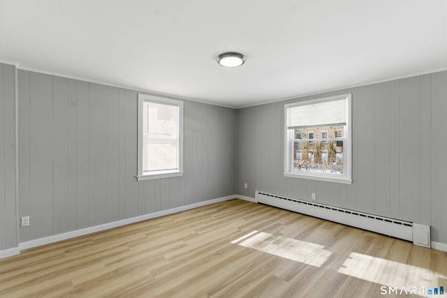 30 South Walnut Street, Plainfield, CT 06387