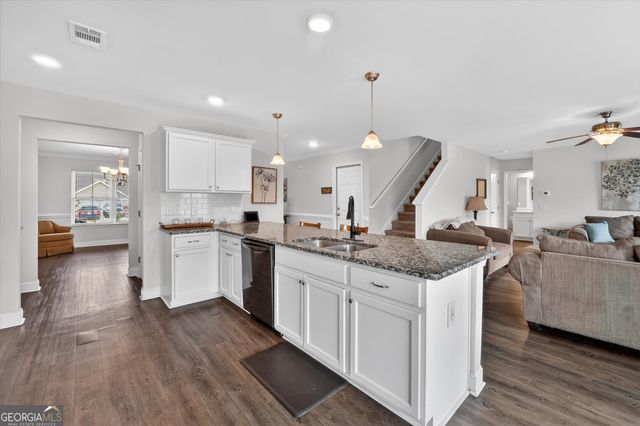 618 Bledsoe Drive, Guyton, GA 31312