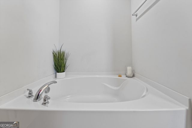 618 Bledsoe Drive, Guyton, GA 31312