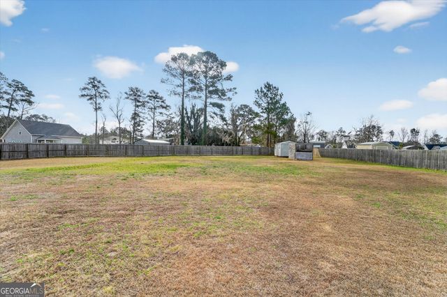 618 Bledsoe Drive, Guyton, GA 31312