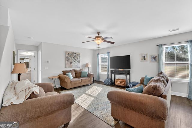 618 Bledsoe Drive, Guyton, GA 31312