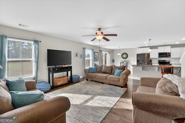 618 Bledsoe Drive, Guyton, GA 31312