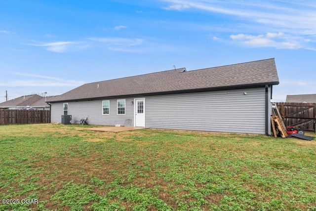 13563 Paisley Road, Neosho, MO 64850