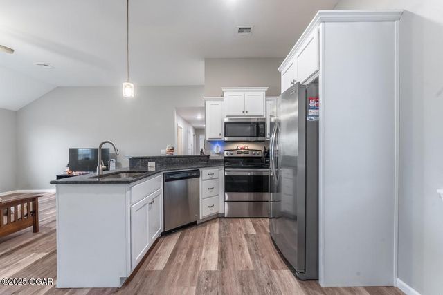 13563 Paisley Road, Neosho, MO 64850