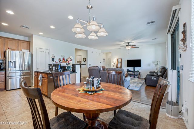 8215 N Willow View Drive, Tucson, AZ 85741