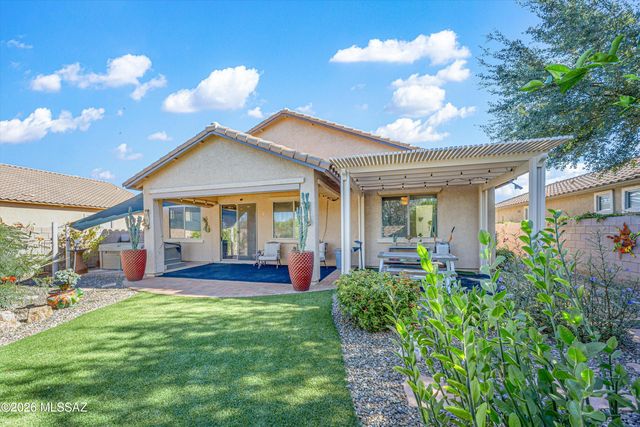 8215 N Willow View Drive, Tucson, AZ 85741