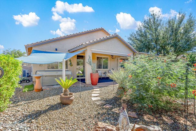 8215 N Willow View Drive, Tucson, AZ 85741