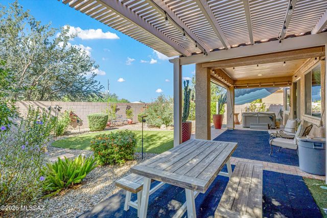 8215 N Willow View Drive, Tucson, AZ 85741