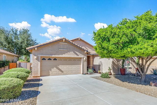8215 N Willow View Drive, Tucson, AZ 85741
