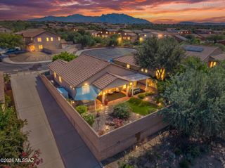 8215 N Willow View Drive, Tucson, AZ 85741