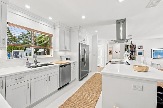 1136 SW 12TH Street, Boca Raton, FL 33486