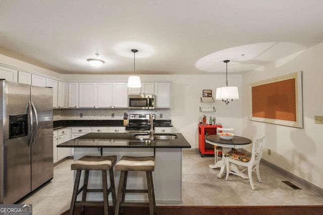 1002 Madison Lane SE, Smyrna, GA 30080