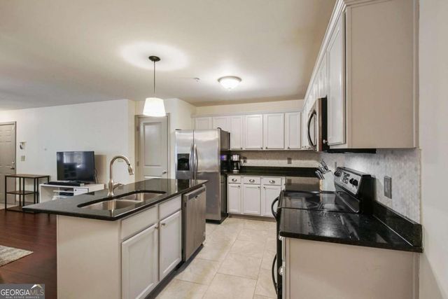 1002 Madison Lane SE, Smyrna, GA 30080