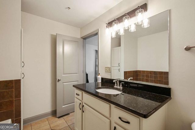 1002 Madison Lane SE, Smyrna, GA 30080