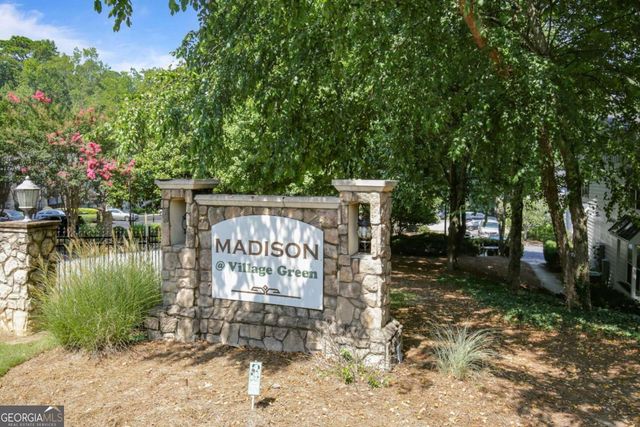 1002 Madison Lane SE, Smyrna, GA 30080