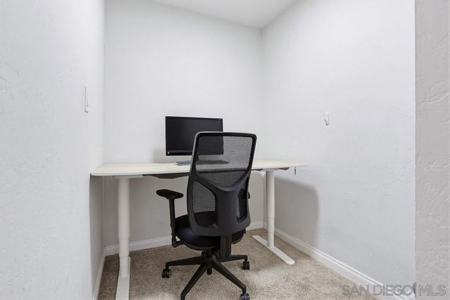 14127 Tobiasson Rd, Poway, CA 92064