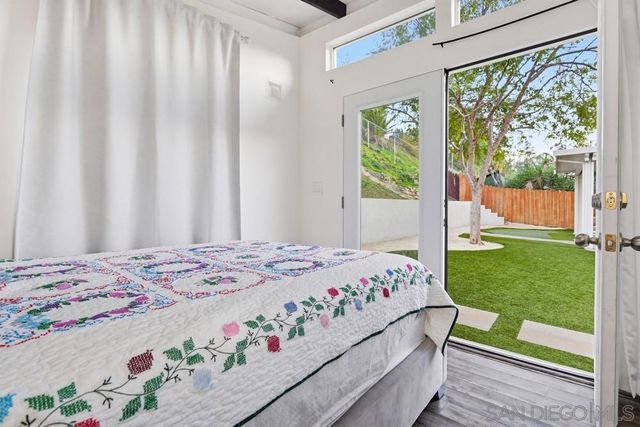 14127 Tobiasson Rd, Poway, CA 92064