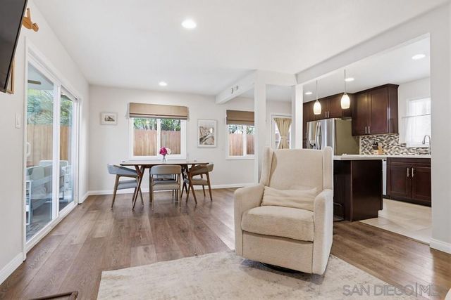 14127 Tobiasson Rd, Poway, CA 92064