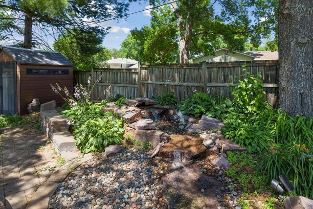 2006 River Hills Drive, Burnsville, MN 55337