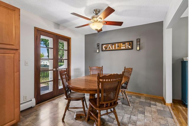2006 River Hills Drive, Burnsville, MN 55337