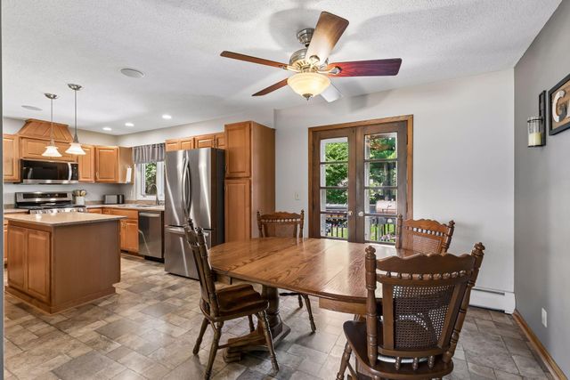 2006 River Hills Drive, Burnsville, MN 55337