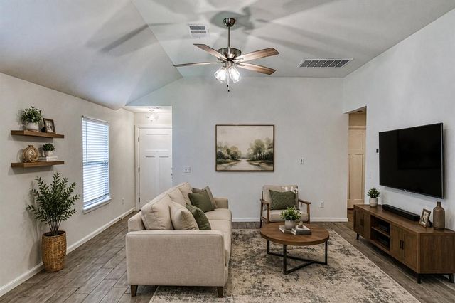 3621 Cassidy Drive, Norman, OK 73069