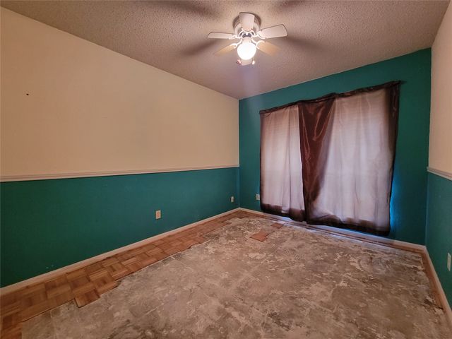 630 Country View Lane, Garland, TX 75043