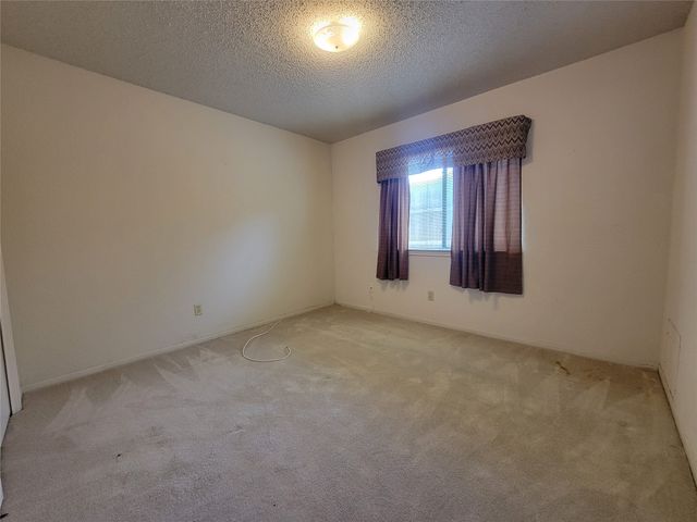 630 Country View Lane, Garland, TX 75043